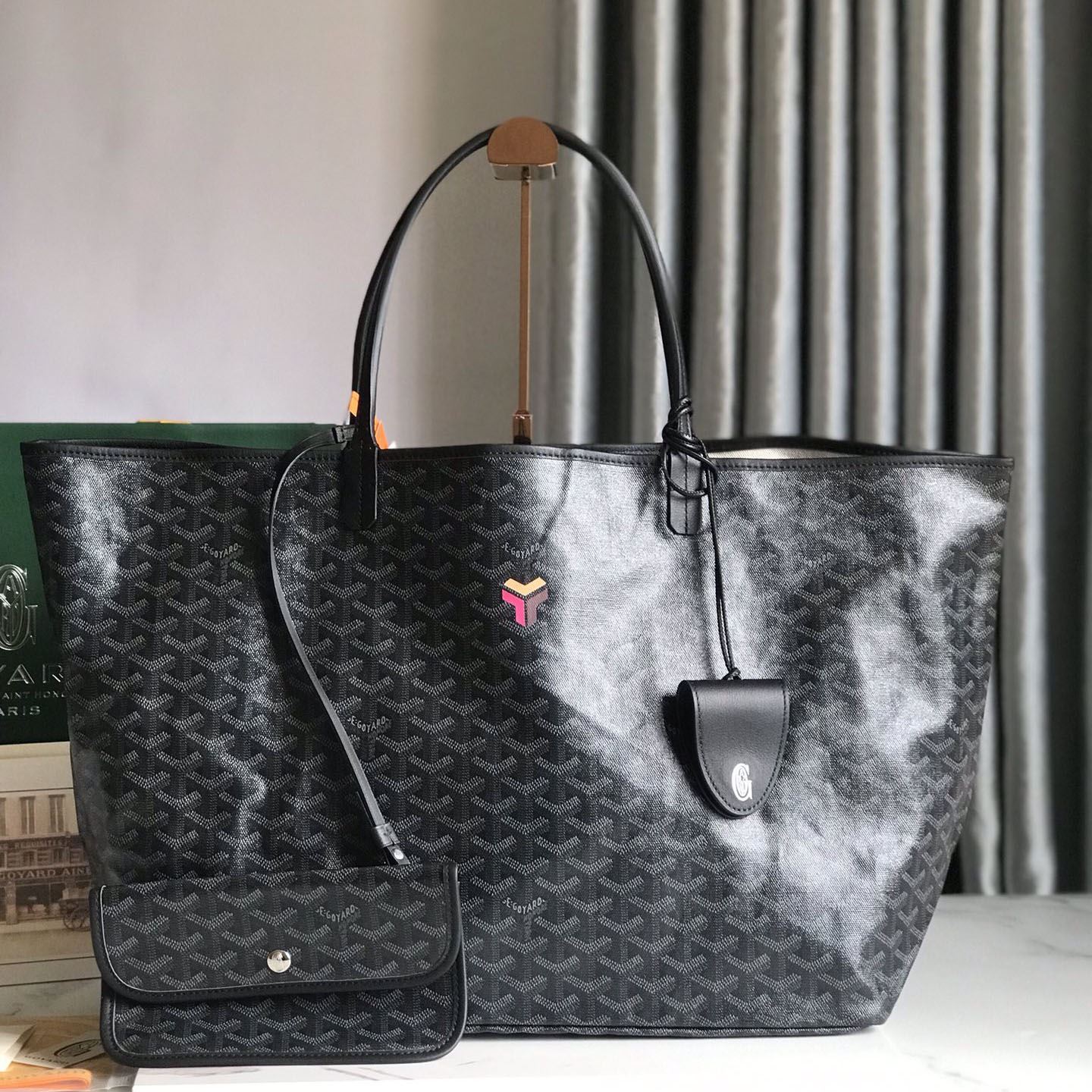 Go*ard shopping bags